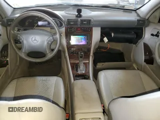 2001 Mercedes-Benz C 320 с VIN WDBRF64J61F085385, выставлен на аукционе Copart как лот 65039625 с пробегом 190 923 миль миль и Списание • Salvage title. История ставок и продаж доступна на DreamBid. Изображение 8.