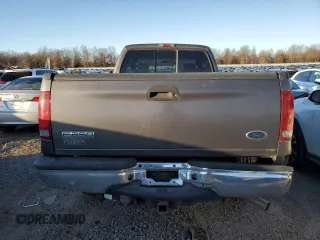 2005 Ford F-250 XL с VIN 1FTSX21505EA55701, выставлен на аукционе Copart как лот 41413775 с пробегом 132 275 миль миль и Чистый • Clean title. История ставок и продаж доступна на DreamBid. Изображение 6.