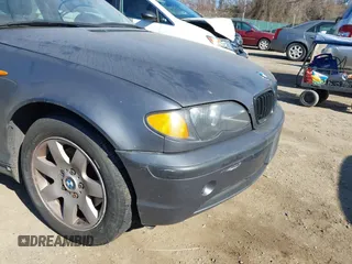 2002 BMW 3 Series 325xi z VIN WBAEU334X2PH85731, wystawiony jako IAAI lot #41678920 z przebiegiem 219 414 mil mil oraz . Historia ofert i sprzedaży dostępna na DreamBid. Obrazek 16.