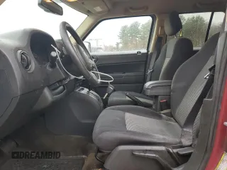 2016 Jeep Patriot Latitude with VIN 1C4NJRFB5GD707159, listed as a Copart auction lot 52355145 with 187,846 mi miles and Clean Title. Bid and sale history available at carsss.com. Image 7.