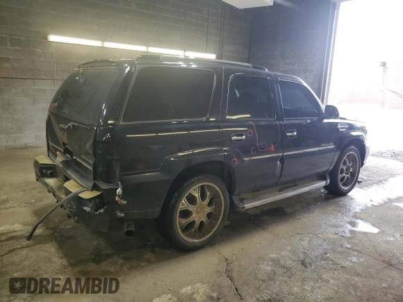 2006 Cadillac Escalade z VIN 1GYEK63N76R151006, wystawiony jako Copart lot #47058005 z przebiegiem 247 015 mil mil oraz Szkoda całkowita • Salvage title. Historia ofert i sprzedaży dostępna na DreamBid. Obrazek 3.
