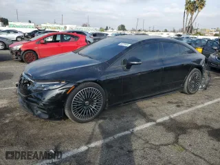 2022 Mercedes-Benz EQS with VIN W1KCG2DB1NA017946, listed as a Copart auction lot 86370434 with 24,655 mi miles and Salvage Title. Bid and sale history available at carsss.com. Image 1.
