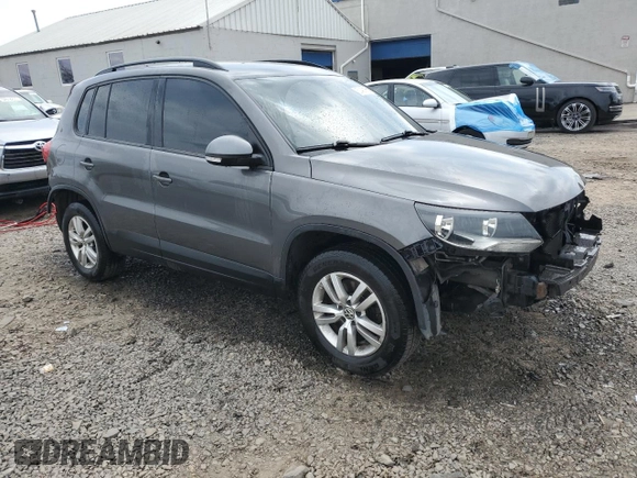2016 Volkswagen Tiguan S with VIN WVGBV7AX4GW593475, listed as a Copart auction lot 52433155 with 140,356 mi miles and Salvage Title. Bid and sale history available at DreamBid. Image 4.