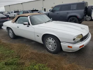 1996 Jaguar XJS with VIN SAJNX2741TC226607, listed as a Copart auction lot 74129074 with 93,183 mi miles and Non Repairable. Bid and sale history available at carsss.com. Image 4.
