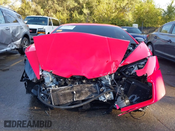 2017 Lamborghini Huracan z VIN ZHWUC2ZF9HLA07464, wystawiony jako IAAI lot #40491332 z przebiegiem 15 069 mil mil oraz . Historia ofert i sprzedaży dostępna na DreamBid. Obrazek 13.