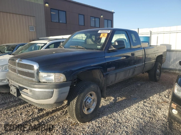 2000 Dodge 2500 with VIN 3B7KF2362YG132087, listed as a Copart auction lot 48668925 with 358,326 mi miles and Salvage title. Bid and sale history available at DreamBid. Image 1.