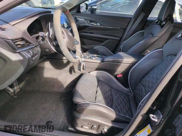 2023 Cadillac CT4-V Blackwing z VIN 1G6DL5RP5P0410487, wystawiony jako Copart lot #74749444 z przebiegiem Nie podano mil oraz Szkody całkowita. Historia ofert i sprzedaży dostępna na DreamBid. Obrazek 7.