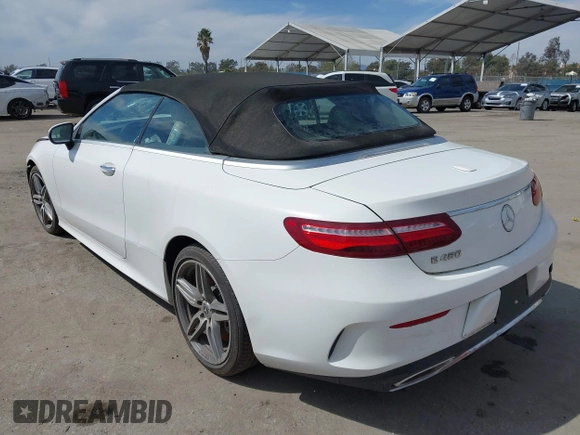 2019 Mercedes-Benz E-Class E 450 with VIN WDD1K6HB6KF082992, listed as a IAAI auction lot 32447280 with 0 mi miles. Bid and sale history available at carsss.com. Image 3.