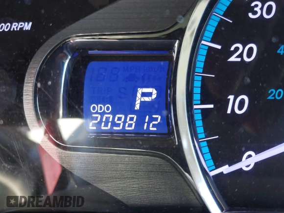 2012 Toyota Sienna XLE with VIN 5TDDK3DC5CS047530, listed as a IAAI auction lot 41780049 with 209,812 mi miles. Bid and sale history available at carsss.com. Image 16.