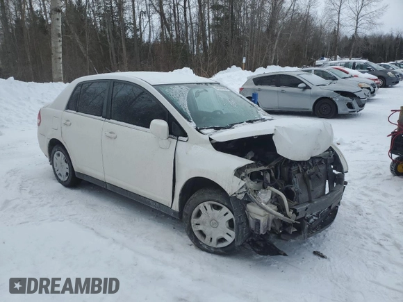 2008 Nissan Versa 1.8 S with VIN 3N1BC11E08L462527, listed as a Copart auction lot 42644645 with 171,425 mi miles and Salvage Title. Bid and sale history available at carsss.com. Image 4.