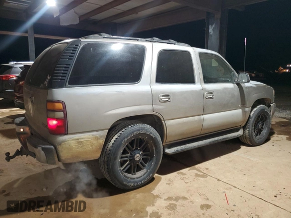 2000 GMC Yukon SLT with VIN 1GKEK13T9YJ130588, listed as a Copart auction lot 84827424 with 383,311 mi miles and Clean Title. Bid and sale history available at carsss.com. Image 3.