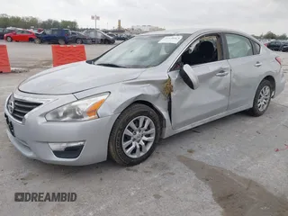 2013 Nissan Altima 2.5 S with VIN 1N4AL3AP3DC255289, listed as a IAAI auction lot 41938965 with 212,727 mi miles and . Bid and sale history available at carsss.com. Image 18.