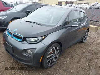 2017 BMW i3 z VIN WBY1Z8C38HV892591, wystawiony jako IAAI lot #42009374 z przebiegiem 41 091 mil mil oraz . Historia ofert i sprzedaży dostępna na DreamBid. Obrazek 20.