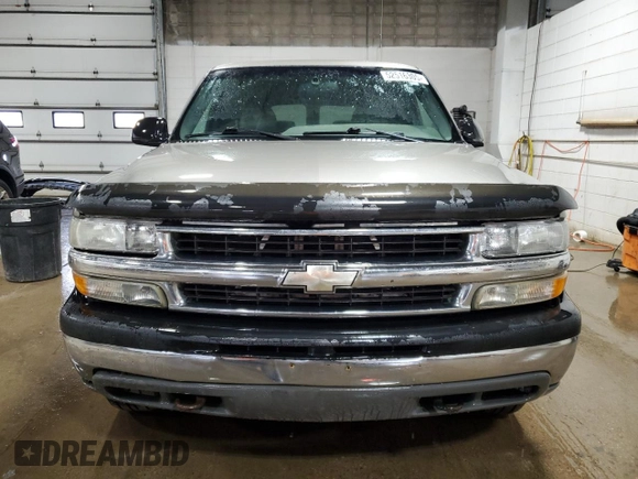 2002 Chevrolet Suburban LT with VIN 1GNFK16Z12J125447, listed as a Copart auction lot 52516305 with 306,705 mi miles and Clean Title. Bid and sale history available at carsss.com. Image 5.