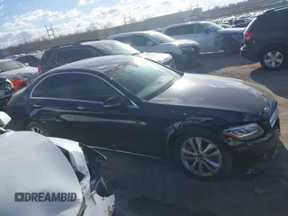2019 Mercedes-Benz C 300 with VIN 55SWF8EB1KU319315, listed as a IAAI auction lot 41280828 with 81,845 mi miles and . Bid and sale history available at carsss.com. Image 13.