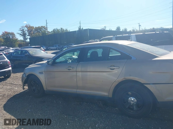 2013 Ford Police Interceptor with VIN 1FAHP2M85DG143667, listed as a IAAI auction lot 40559034 with Not provided miles and . Bid and sale history available at DreamBid. Image 13.