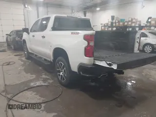 2020 Chevrolet Silverado 1500 LT Trail Boss with VIN 1GCPYFED6LZ209619, listed as a IAAI auction lot 41571604 with 51,753 mi miles. Bid and sale history available at carsss.com. Image 3.