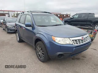 2011 Subaru Forester X Premium с VIN JF2SHBDC6BH779654, выставлен на аукционе IAAI как лот 42208191 с пробегом 184 550 миль миль и . История ставок и продаж доступна на DreamBid. Изображение 1.
