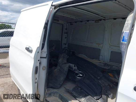 2019 Mercedes-Benz Metris Cargo with VIN WD3PG3EA3K3533680, listed as a IAAI auction lot 42082740 with 281,440 mi miles and . Bid and sale history available at DreamBid. Image 8.