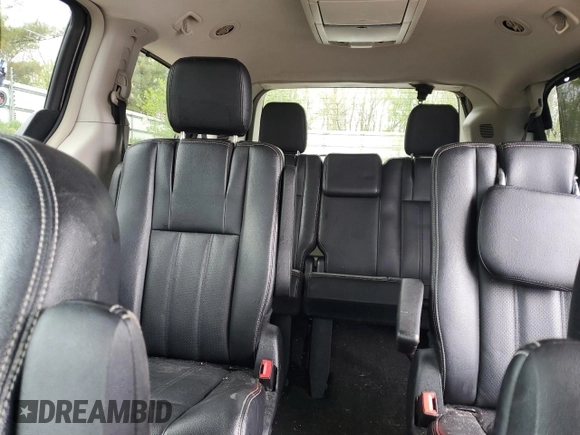 2015 Chrysler Town & Country Touring-L with VIN 2C4RC1CG3FR525565, listed as a Copart auction lot 54911505 with 148,047 mi miles and Clean Title. Bid and sale history available at carsss.com. Image 10.