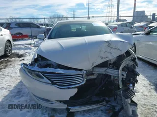 2013 Lincoln MKZ with VIN 3LN6L2J95DR803074, listed as a IAAI auction lot 41331345 with 151,433 mi miles. Bid and sale history available at carsss.com. Image 12.