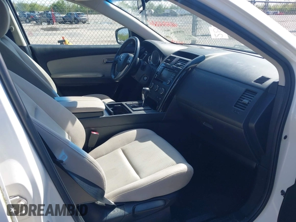 2015 Mazda CX-9 Sport with VIN JM3TB2BV3F0455632, listed as a IAAI auction lot 41881026 with 102,201 mi miles and . Bid and sale history available at carsss.com. Image 5.