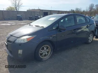2010 Toyota Prius II with VIN JTDKN3DU4A5020426, listed as a IAAI auction lot 42142743 with 246,372 mi miles. Bid and sale history available at carsss.com. Image 2.