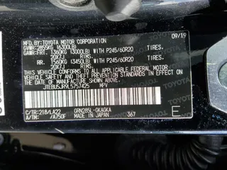 2020 Toyota 4Runner SR5 with VIN JTEBU5JR9L5757425, listed as a Copart auction lot 81050253 with 14,734 mi miles and Non Repairable. Bid and sale history available at carsss.com. Image 13.