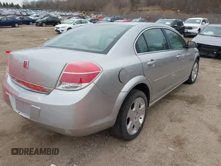 2007 Saturn Aura XE z VIN 1G8ZS57N37F253217, wystawiony jako IAAI lot #41901571 z przebiegiem 123 527 mil mil oraz . Historia ofert i sprzedaży dostępna na DreamBid. Obrazek 4.