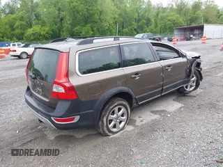 2012 Volvo XC70 3.2L z VIN YV4952BL4C1134145, wystawiony jako IAAI lot #42222299 z przebiegiem 200 612 mil mil oraz . Historia ofert i sprzedaży dostępna na DreamBid. Obrazek 4.