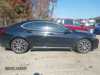 2015 Acura TLX V6 Tech with VIN 19UUB3F5XFA006165, listed as a IAAI auction lot 40686904 with 211,648 mi miles. Bid and sale history available at carsss.com. Image 13.