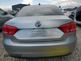2013 Volkswagen Passat SE w/Sunroof & Nav with VIN 1VWBP7A35DC085070, listed as a Copart auction lot 46667265 with 205,166 mi miles and Salvage Title. Bid and sale history available at carsss.com. Image 6.