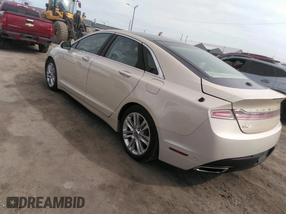 2014 Lincoln MKZ Hybrid with VIN 3LN6L2LU2ER805061, listed as a IAAI auction lot 42022156 with Not provided miles and . Bid and sale history available at DreamBid. Image 3.