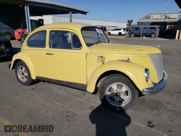 1972 Volkswagen Beetle with VIN 1122273525, listed as a Copart auction lot 79026884 with 17,604 mi miles and Clean Title. Bid and sale history available at DreamBid. Image 4.