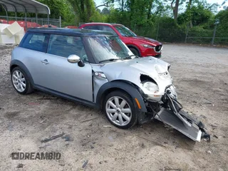 2007 MINI Hardtop S с VIN WMWMF73537TL88038, выставлен на аукционе IAAI как лот 42200252 с пробегом 70 603 миль миль и . История ставок и продаж доступна на DreamBid. Изображение 1.