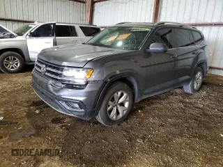 2019 Volkswagen Atlas SE with VIN 1V2DP2CA5KC602700, listed as a Copart auction lot 82044483 with 62,795 mi miles and Salvage title. Bid and sale history available at DreamBid. Image 1.