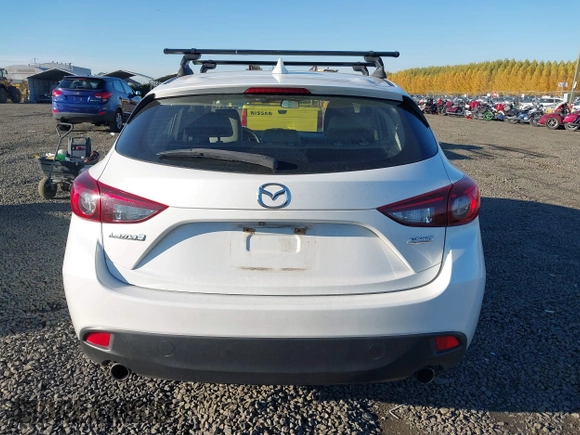 2015 Mazda 3 i Touring with VIN JM1BM1L78F1236829, listed as a IAAI auction lot 40791207 with 87,454 mi miles and . Bid and sale history available at carsss.com. Image 16.