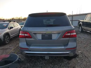 2015 Mercedes-Benz M 400 with VIN 4JGDA5GB3FA578028, listed as a IAAI auction lot 41114419 with 64,250 mi miles and . Bid and sale history available at DreamBid. Image 17.