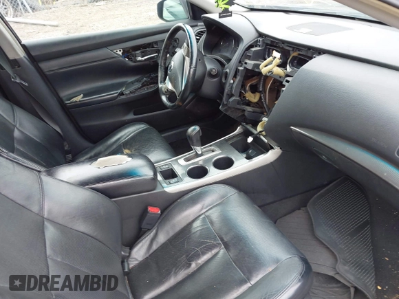 2013 Nissan Altima S with VIN 1N4AL3AP7DC237216, listed as a IAAI auction lot 41886577 with Not Provided miles and . Bid and sale history available at DreamBid. Image 5.