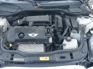 2013 MINI Hardtop with VIN WMWSU3C53DT688406, listed as a IAAI auction lot 43420024 with 207,917 mi miles and . Bid and sale history available at DreamBid. Image 12.