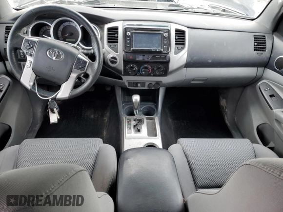 2014 Toyota Tacoma with VIN 3TMLU4EN8EM145918, listed as a Copart auction lot 60435105 with 121,046 mi miles and Salvage title. Bid and sale history available at DreamBid. Image 8.