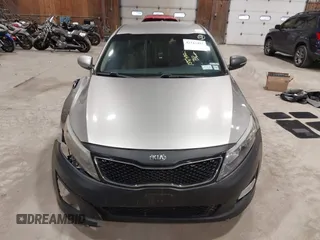 2015 Kia Optima LX с VIN 5XXGM4A74FG355766, выставлен на аукционе IAAI как лот 42343497 с пробегом 155 482 миль миль и . История ставок и продаж доступна на DreamBid. Изображение 12.