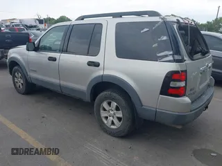 2006 Ford Explorer XLT с VIN 1FMEU73E06UA30333, выставлен на аукционе IAAI как лот 42602646 с пробегом 220 437 миль миль и . История ставок и продаж доступна на DreamBid. Изображение 3.