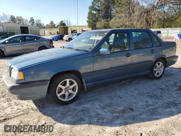 1997 Volvo S70 с VIN YV1LS5547V2378449, выставлен на аукционе Copart как лот 82469184 с пробегом 77 981 миль миль и Чистый • Clean title. История ставок и продаж доступна на DreamBid. Изображение 1.