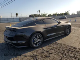 2022 Ford Mustang GT with VIN 1FA6P8CF3N5132593, listed as a Copart auction lot 58328603 with 6,480 mi miles. Bid and sale history available at carsss.com. Image 3.