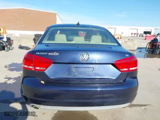 2012 Volkswagen Passat SE w/Sunroof with VIN 1VWBH7A35CC077207, listed as a IAAI auction lot 41351317 with 136,904 mi miles. Bid and sale history available at carsss.com. Image 16.