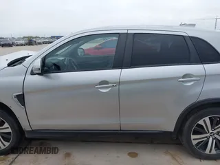 2021 Mitsubishi Outlander SE z VIN JA4APVAU7MU015876, wystawiony jako IAAI lot #42033891 z przebiegiem 86 846 mil mil oraz . Historia ofert i sprzedaży dostępna na DreamBid. Obrazek 14.