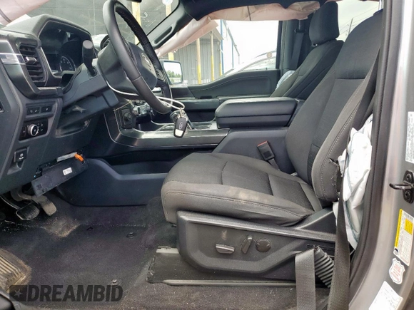 2023 Ford F-150 XL with VIN 1FTEW1C57PFC27842, listed as a Copart auction lot 59906015 with 43,495 mi miles and Salvage title. Bid and sale history available at DreamBid. Image 7.