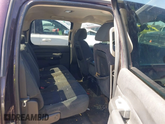 2008 GMC Sierra 1500 SLE1 z VIN 2GTEC13J481299287, wystawiony jako IAAI lot #41771000 z przebiegiem 354 951 mil mil oraz . Historia ofert i sprzedaży dostępna na DreamBid. Obrazek 8.