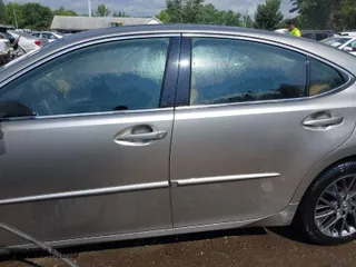 2018 Lexus ES with VIN 58ABK1GG3JU116870, listed as a IAAI auction lot 39787258 with 75,985 mi miles. Bid and sale history available at carsss.com. Image 15.